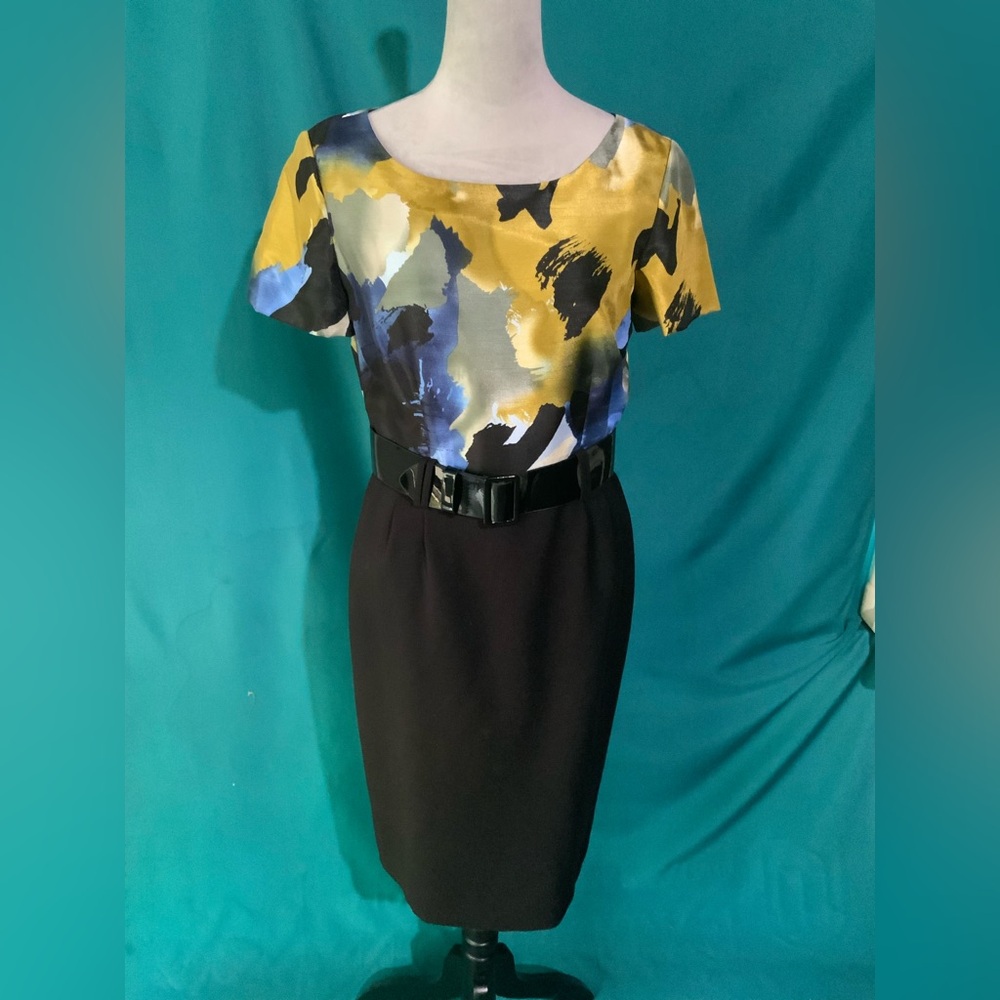 Alex Marie Women’s Short Sleeve Belted Sheath Dress with Floral/Abstract Design